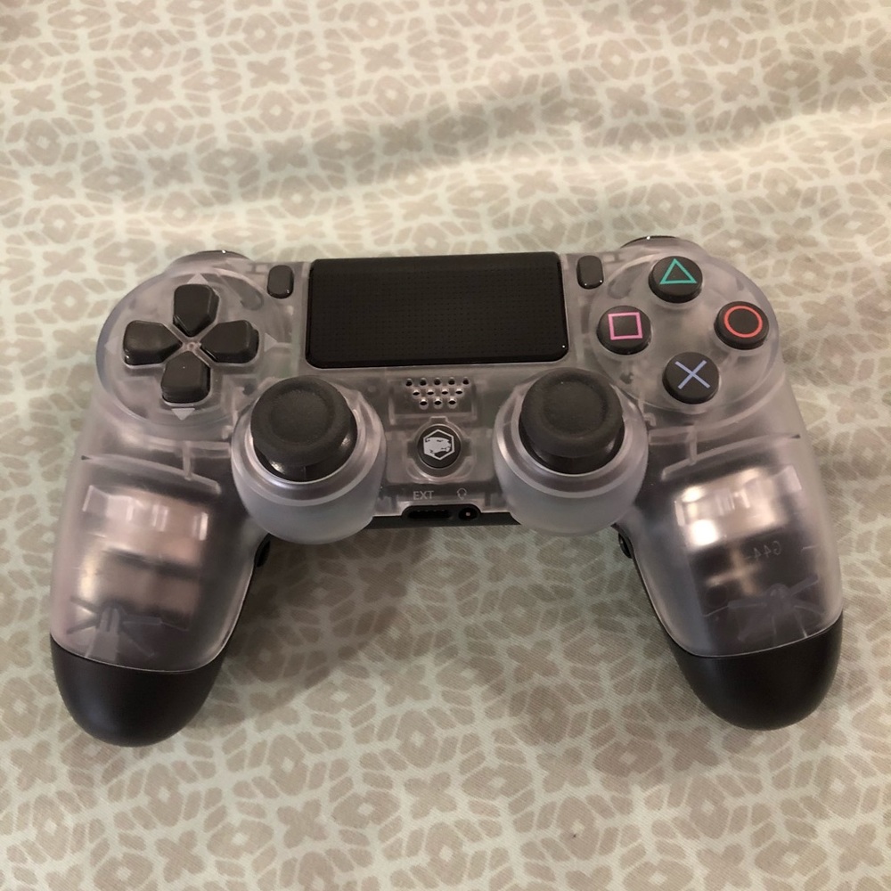 Battle beaver controller clear case with back paddles